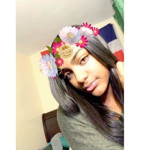 Meet your Posher, Mely